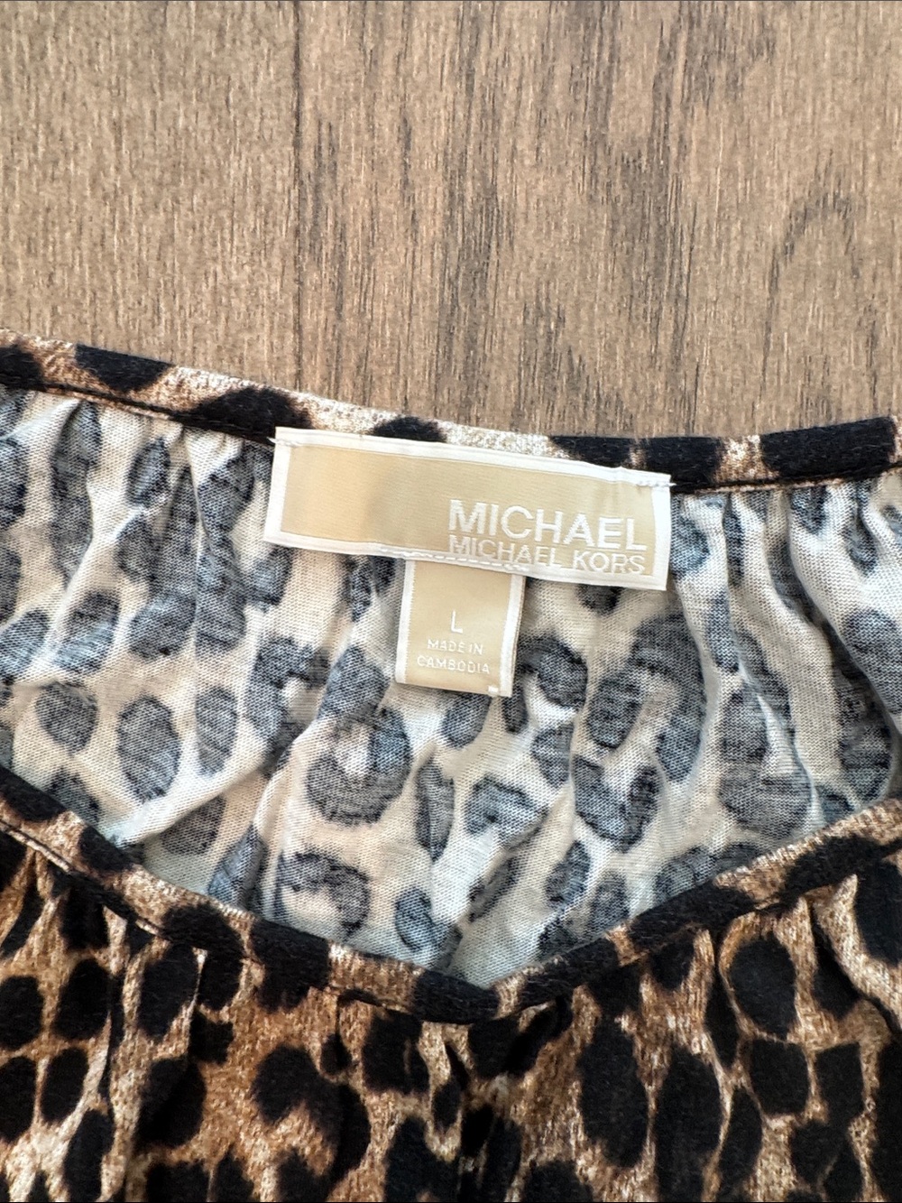 Michael Kors Leopard 3/4 Bell Sleeve Shirt Women’s Large Animal Print Blouse - Picture 6 of 13